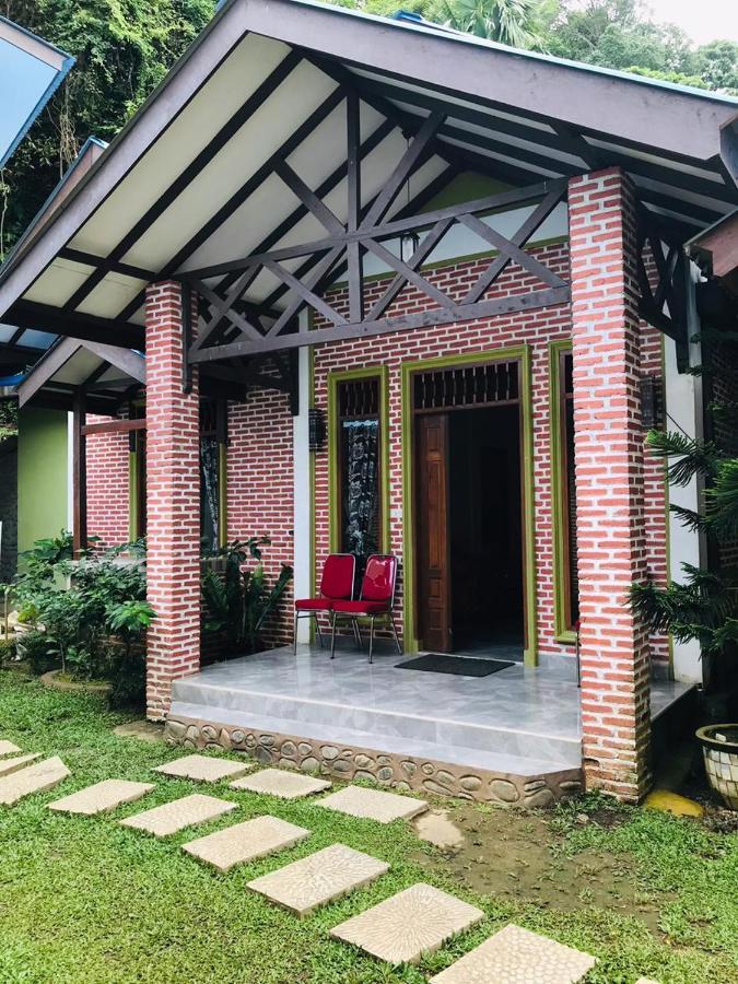 Thomas' Retreat Bukit Lawang 호텔 객실 사진