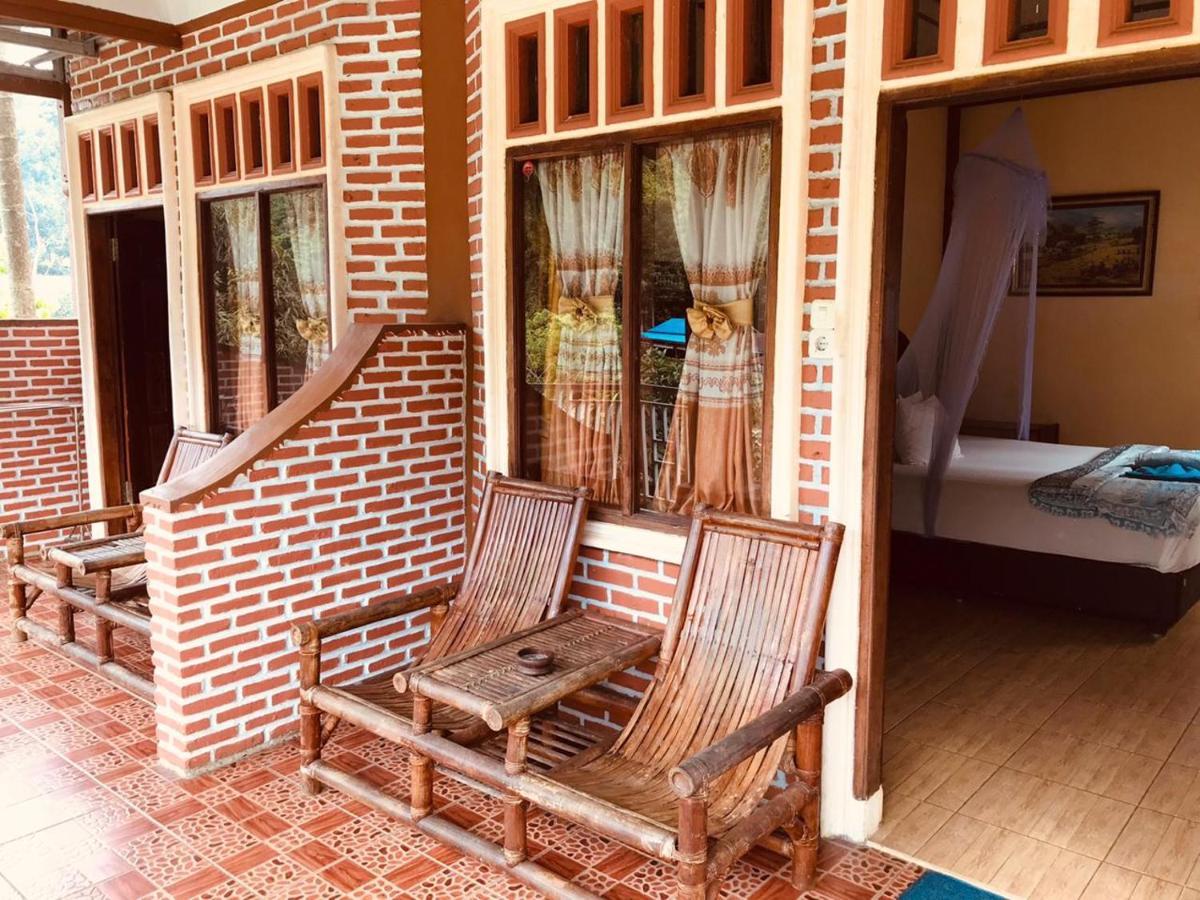 Thomas' Retreat Bukit Lawang 호텔 외부 사진