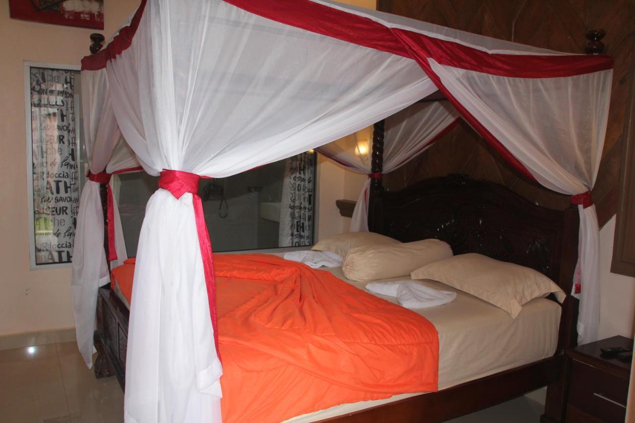 Thomas' Retreat Bukit Lawang 호텔 외부 사진